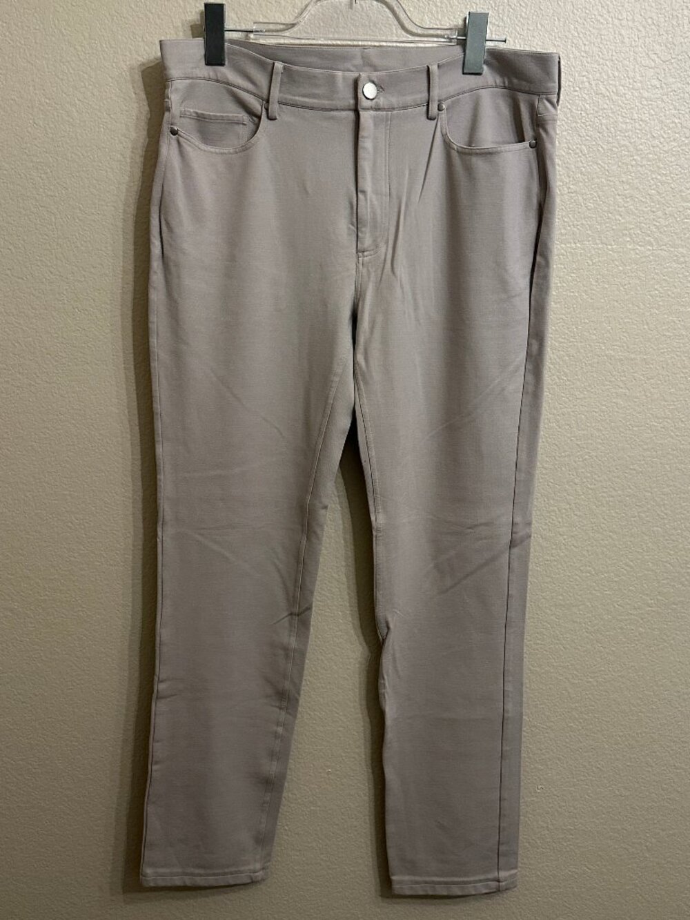 Patrick Assaraf Soft Viscose/Nylon/Elastane Chino Pants Taupe